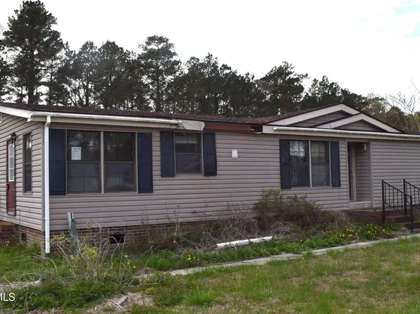 3029 Crystal Lake Drive, Elizabeth City, NC 27909