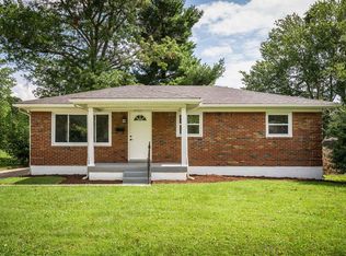 4903 Hartford Ln, Louisville, KY 40216