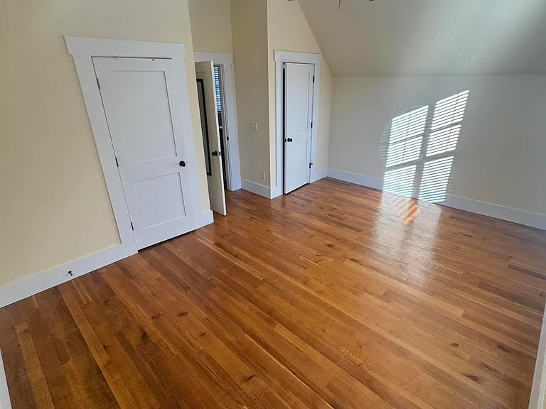 819 Meadowsweet Ln — Photo 23