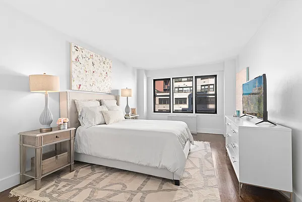 Rented by Corcoran | media 2