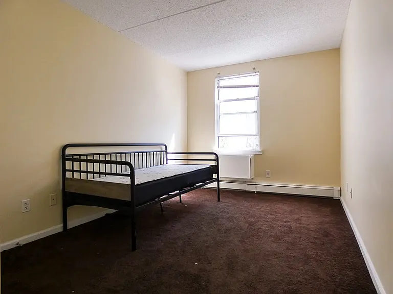 228 E 112th St #3 — Photo 11