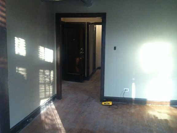 4th image of 11021 S King Dr