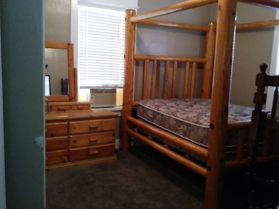 1st image of 133 S 100 E
