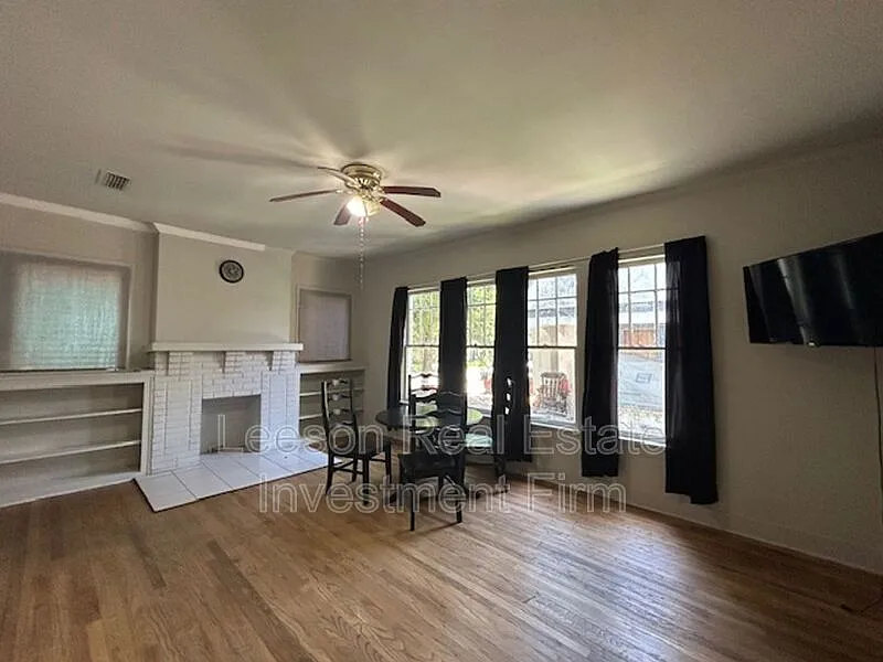 3 bed, 2.0 bath, 1540 sqft, $1,250 — Photo 4