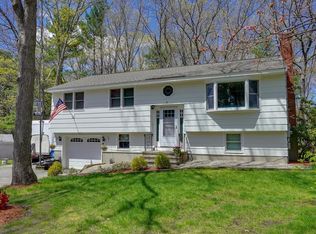 7 Pinetree Rd, Billerica, MA 01821