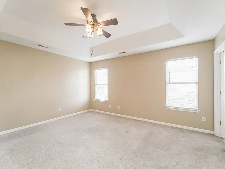 5827 Waverly Lynn Ln — Photo 9