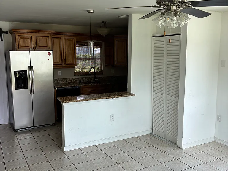 05-14353 SW 39th Court Rd #5 — Photo 4