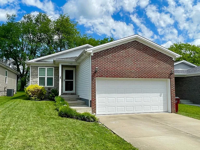 108 Bobby Jones Blvd — Photo 1