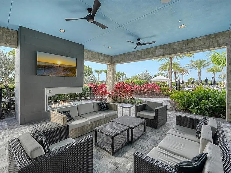 3263 Alba Cir — Photo 60