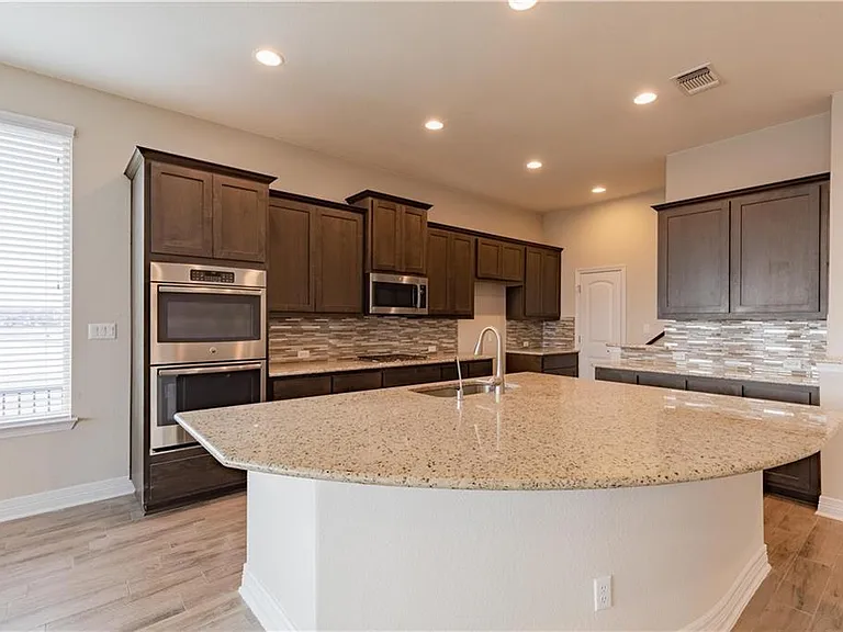 6224 Lake Teravista Way — Photo 5