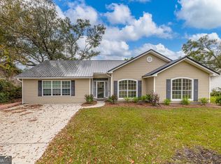210 Glen Meadows Cir, Brunswick, GA 31523