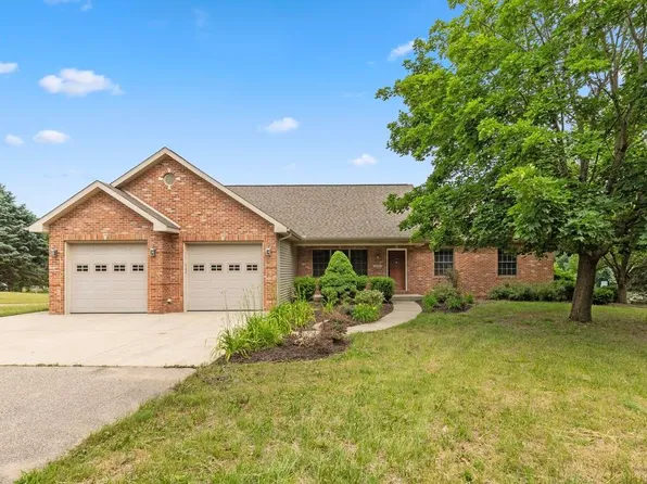 8292 N 12th St, Kalamazoo, MI 49009