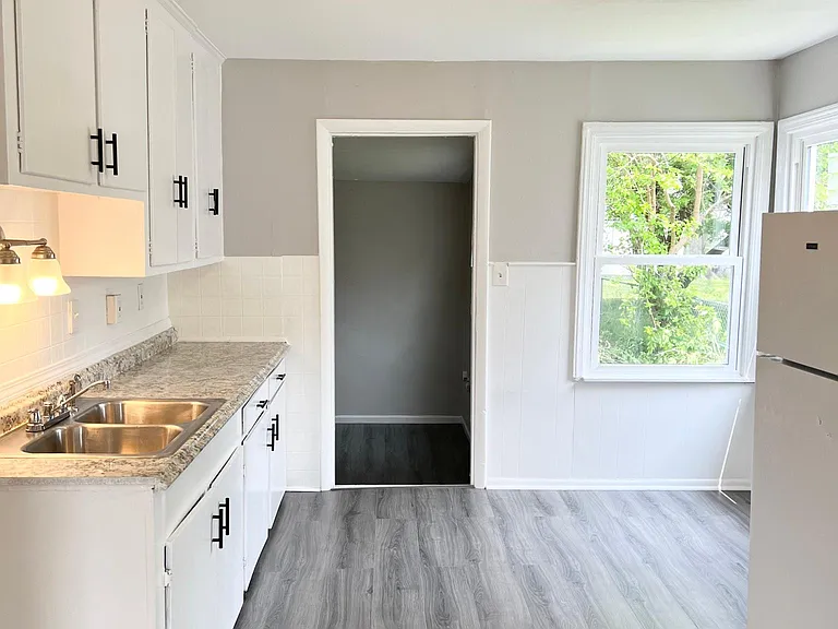 11267 Hudson Ave — Photo 4