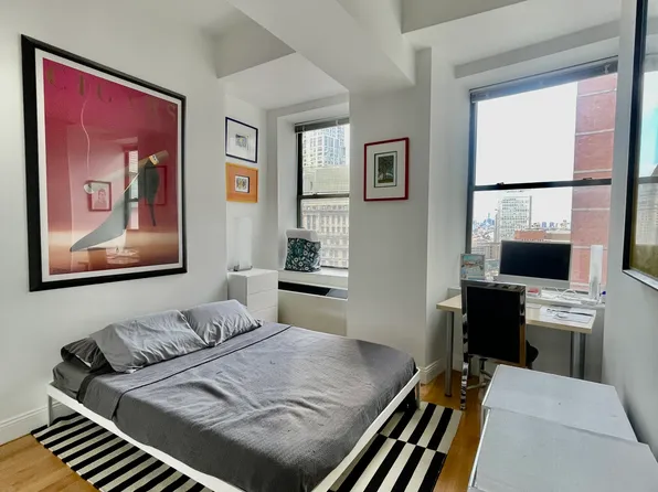 99 John Street 2201 image 2 of 19