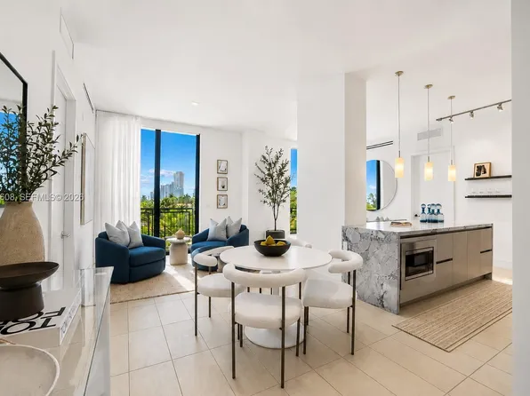1030 15th St Unit Penthouse 3, Miami Beach, FL 33139