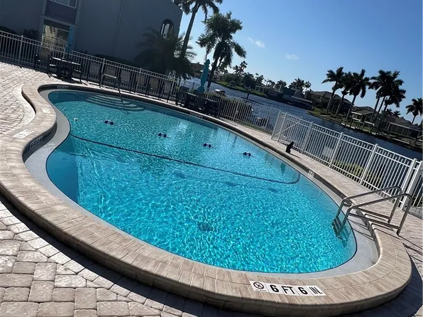 1908 SE 43rd St APT 208, Cape Coral, FL 33904