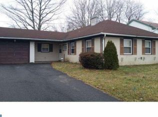 103 Manor Ln, Willingboro, NJ 08046