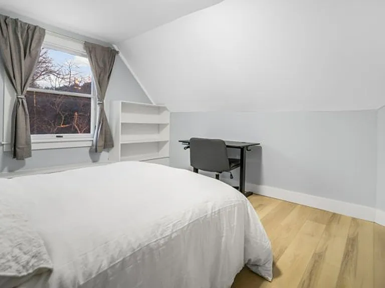 504 Stewart Ave — Photo 359