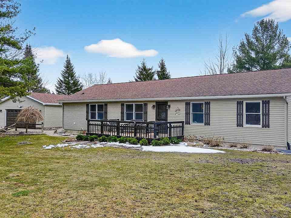 1st image of 303 Lamoreaux Dr