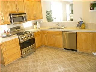 3rd image of 5286 Manderston Dr