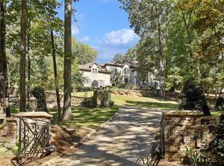 1965 W Wesley Rd NW, Atlanta, GA 30327