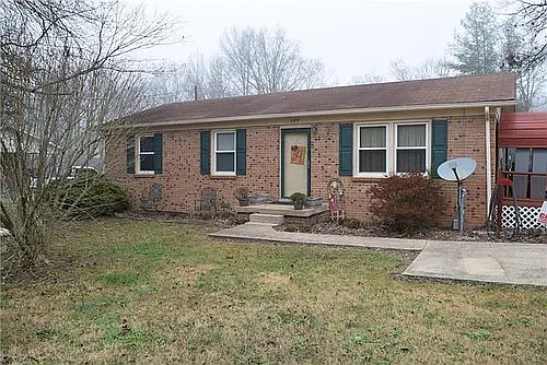749 Cherokee Dr Photo 1