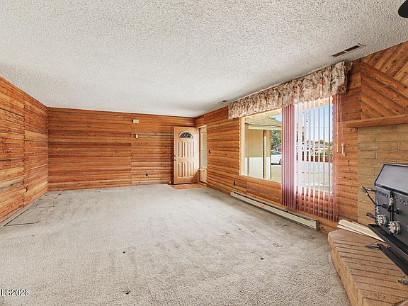3rd image of 3225 Silver State Ave