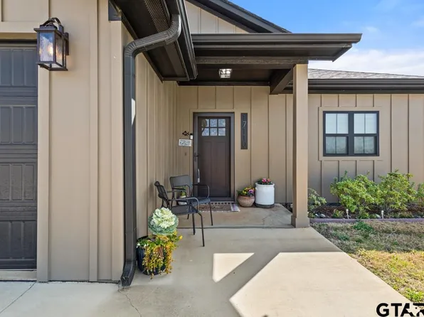 17110 Crossing Cir, Lindale, TX 75771