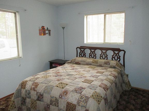 5th image of 6209 Crimson Oak Dr
