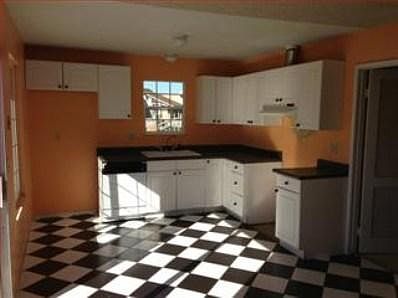 3rd image of 1352 Shoreview Ct