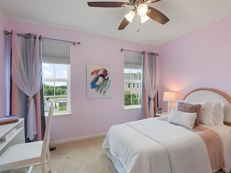 232 Mohegan Dr — Photo 18