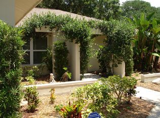 841 13th Ct SW, Largo, FL 33770