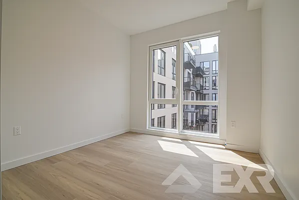 Rented by EXR | media 6