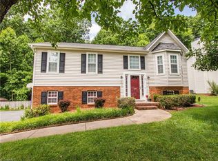 125 Powers Point Ct, Winston Salem, NC 27106