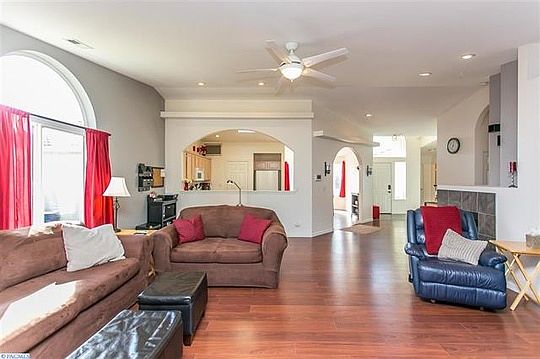 3rd image of 5604 Mulberry Dr