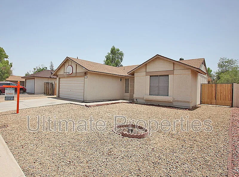 Building Photo - 6605 W Mescal St