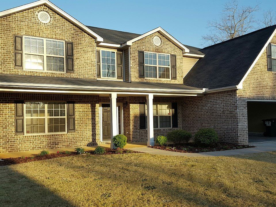 1st image of 207 Haywood Dr