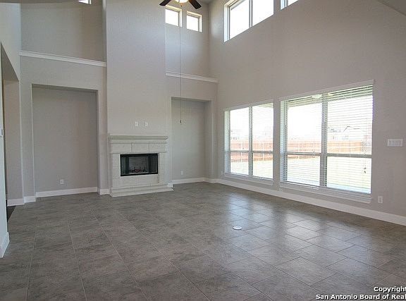 4th image of 7114 Delaine Park