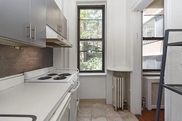 Rented by Compass | media 6