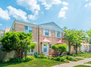 1745 W Chase Ave, Chicago, IL 60626