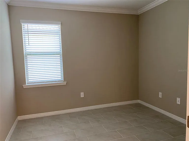 124 Soliera St — Photo 16