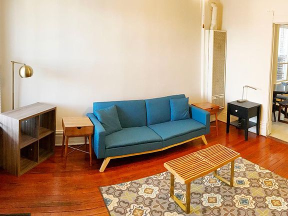2nd image of 1623 N Winchester Ave APT 2R