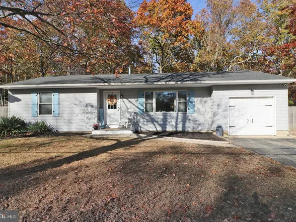 364 Constitution Dr, Forked River, NJ 08731