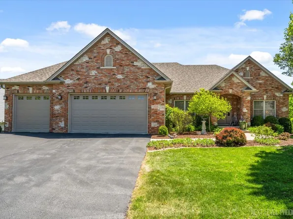 1356 E Spring St, Yorkville, IL 60560