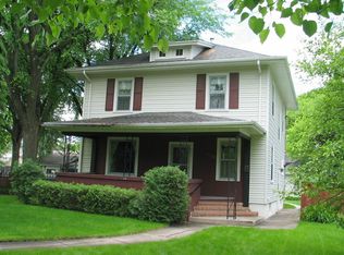 1124 Belmont Rd, Grand Forks, ND 58201