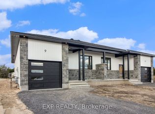 773 Lacroix Rd, Clarence Rockland, ON K0A2A0