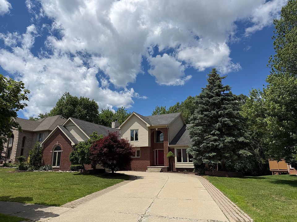 1st image of 7782 Watford Dr