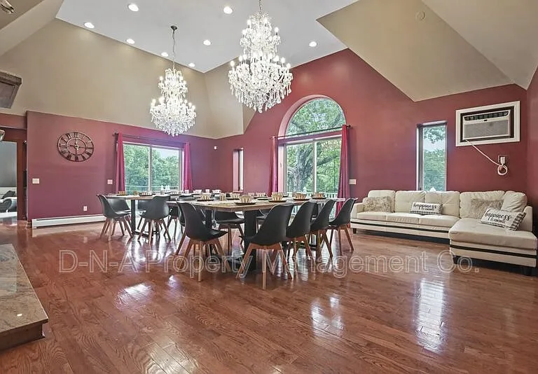 133 Montanesca Rd — Photo 24