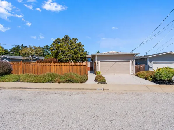 1055 View Way, Pacifica, CA 94044
