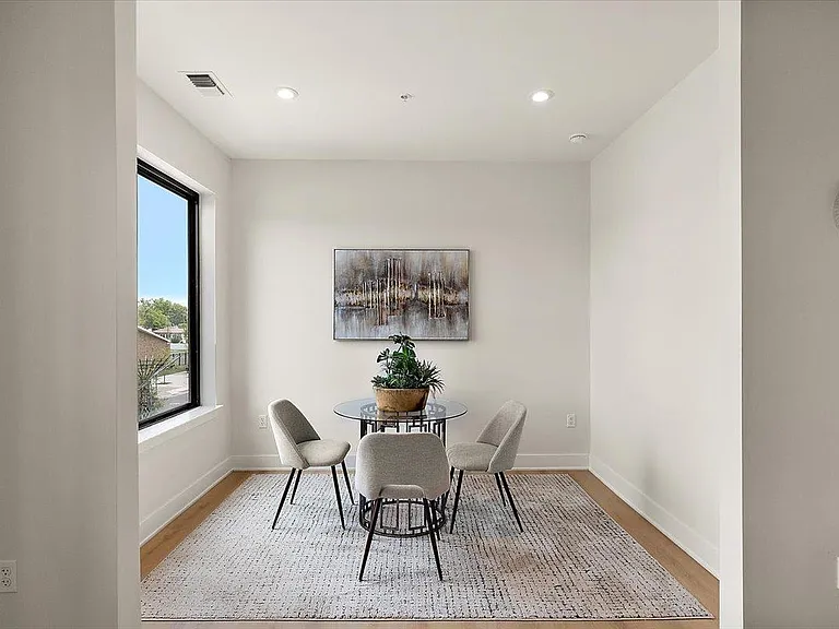1760 E Auburn Rd #3A — Photo 11